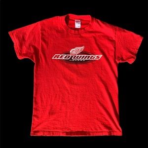 Vintage Red Wings Tee